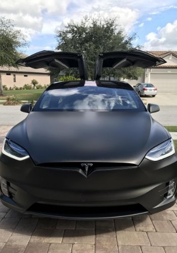 The 2020 Tesla Model X Is The Best E-SUV That Cannot Be Ignored