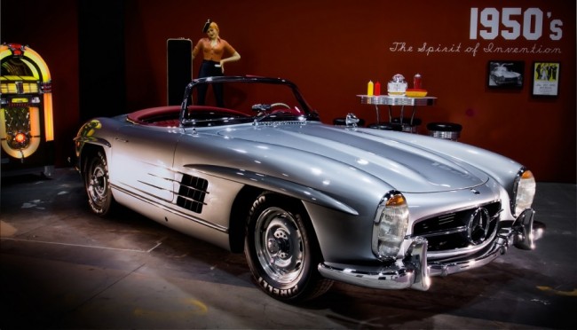 Mercedes-Benz SL on Display in the Retrospect Mercedes-Benz SL on Display in the Retrospect