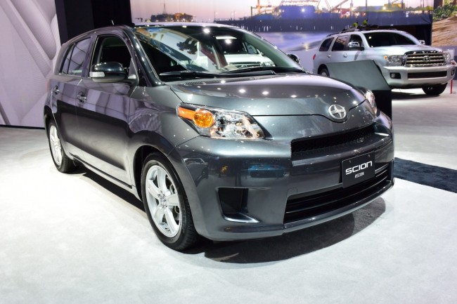 2014 Scion xD 2014 Scion xD
