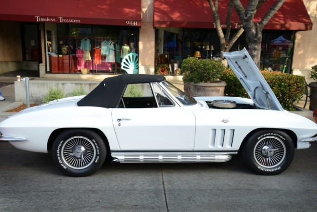 Classic car from the 2015 Culver City Car Show Classic car from the 2015 Culver City Car Show