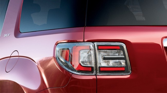 2013 GMC Acadia SLT Rear 3/4 2013 GMC Acadia SLT Rear 3/4