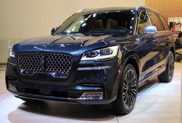 The Lincoln Aviator: A Cut Above