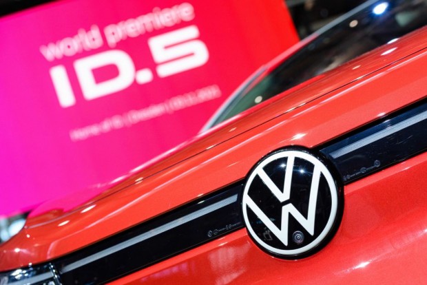 Volkswagen Halts Production at 2 German Plants as Russia's War in Ukraine Causes Parts Shortage