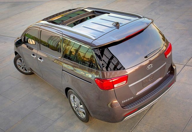 2015 Kia Carnival 2015 Kia Carnival