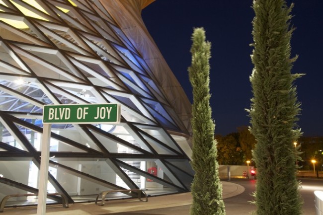 BMW Welt Exterior View BMW Welt Exterior View