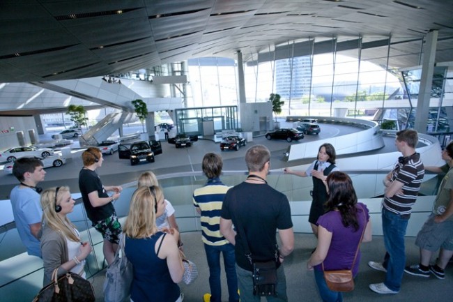 BMW Welt Guided Tours BMW Welt Guided Tours