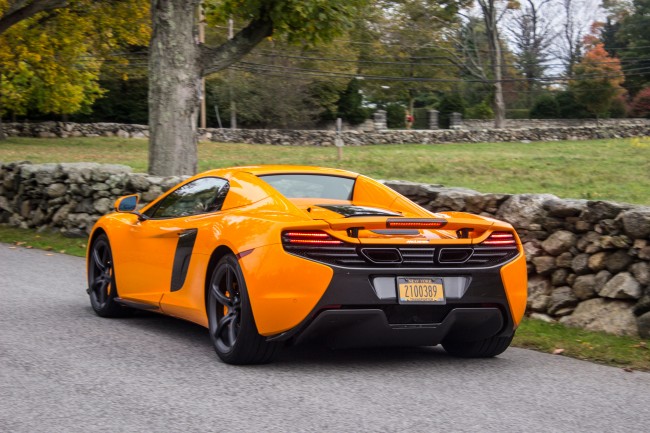 2015 McLaren 650S reversing 2015 McLaren 650S reversing