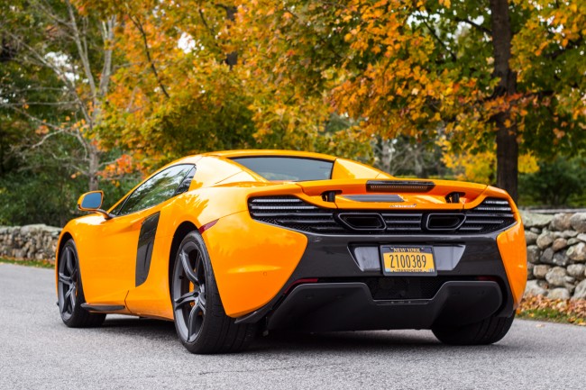2015 McLaren 650S rear profile 2015 McLaren 650S rear profile