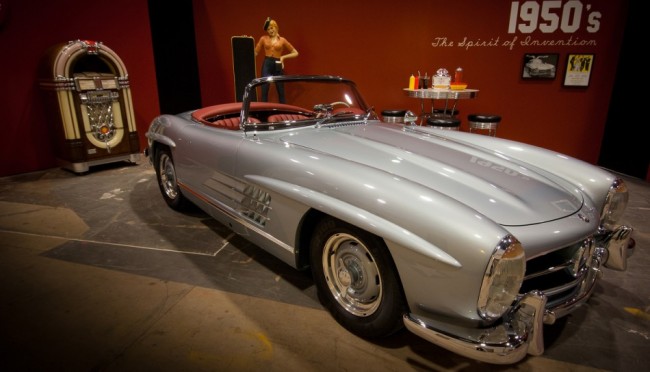 Mercedes-Benz SL on Display in the Retrospect Mercedes-Benz SL on Display in the Retrospect