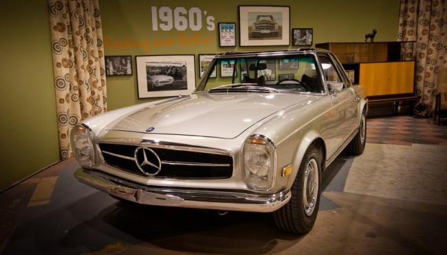 Mercedes-Benz SL on Display in the Retrospect Mercedes-Benz SL on Display in the Retrospect